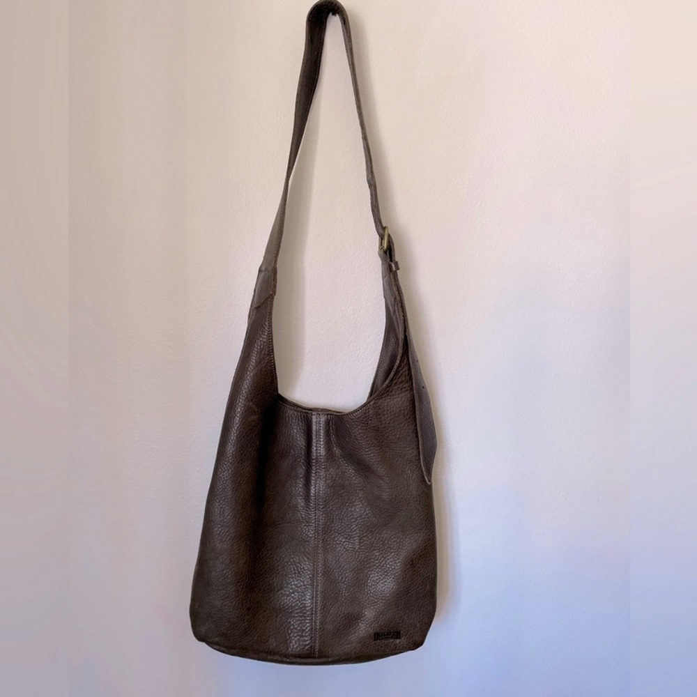 Duluth Trading Co. Lifetime Leather Crossbody Bag